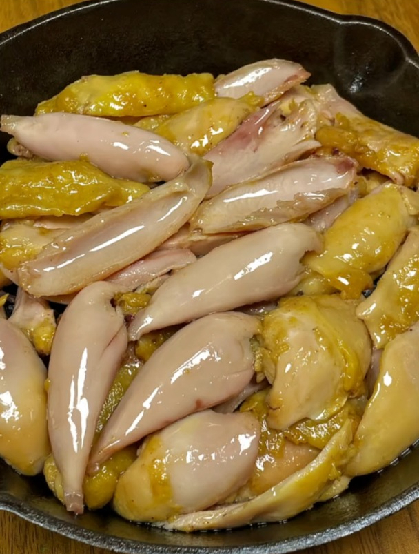 中秋节吃什么?中秋节餐桌上必吃的十道花样美食。