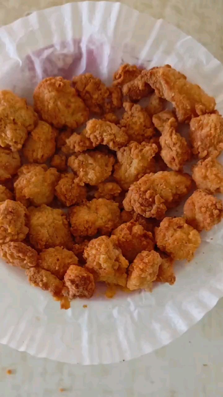 孩子爱吃的鸡米花这样做,不加一滴油,丢进空气炸锅分分钟就OK