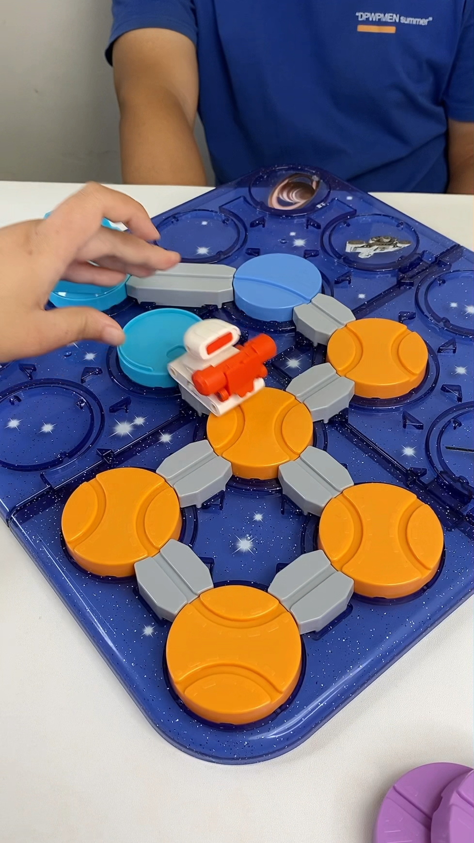 运输能量棒到各大星球