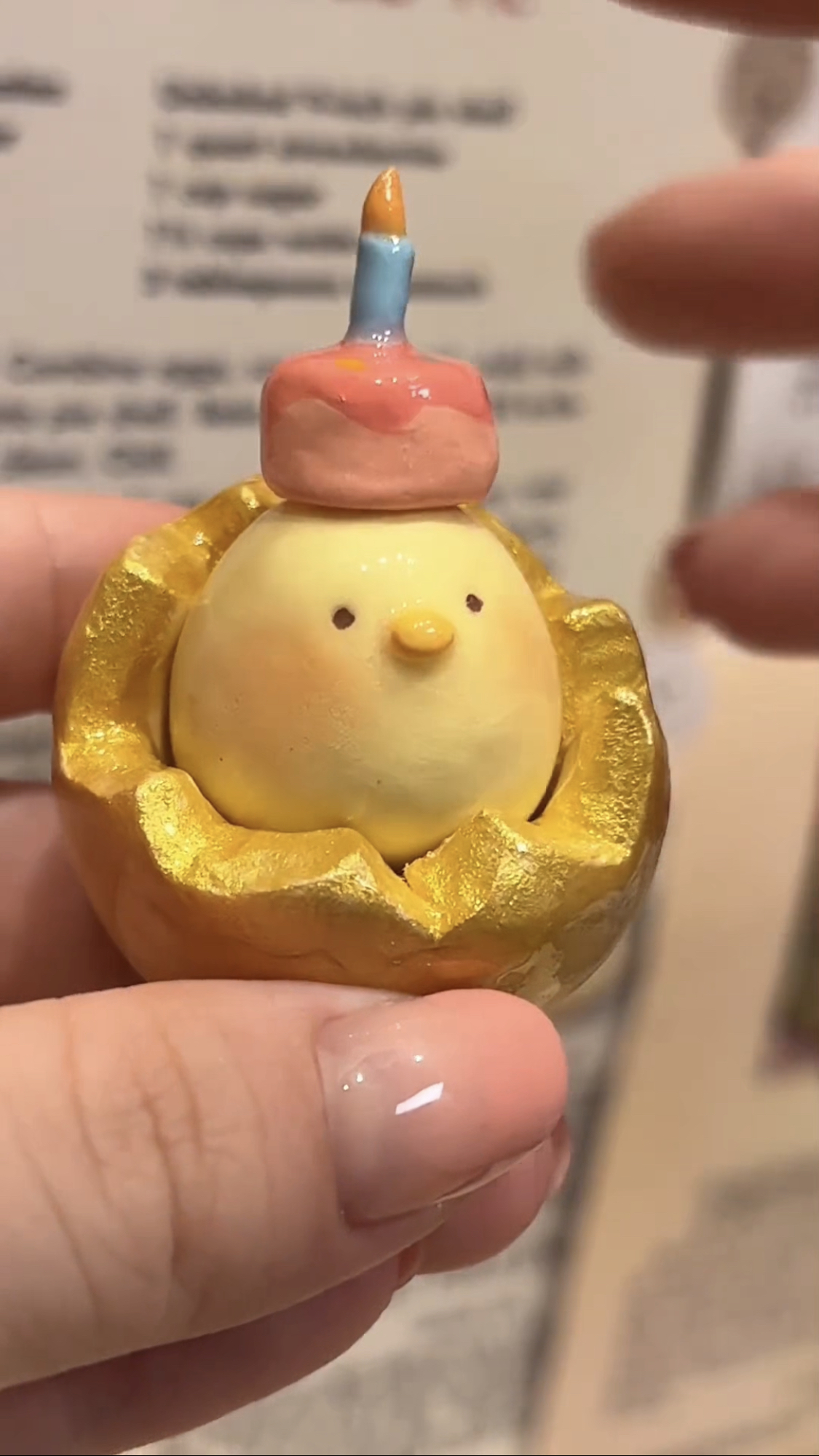 用石塑黏土做了个破壳小鸡仔!谁过生日想收到这个当礼物?