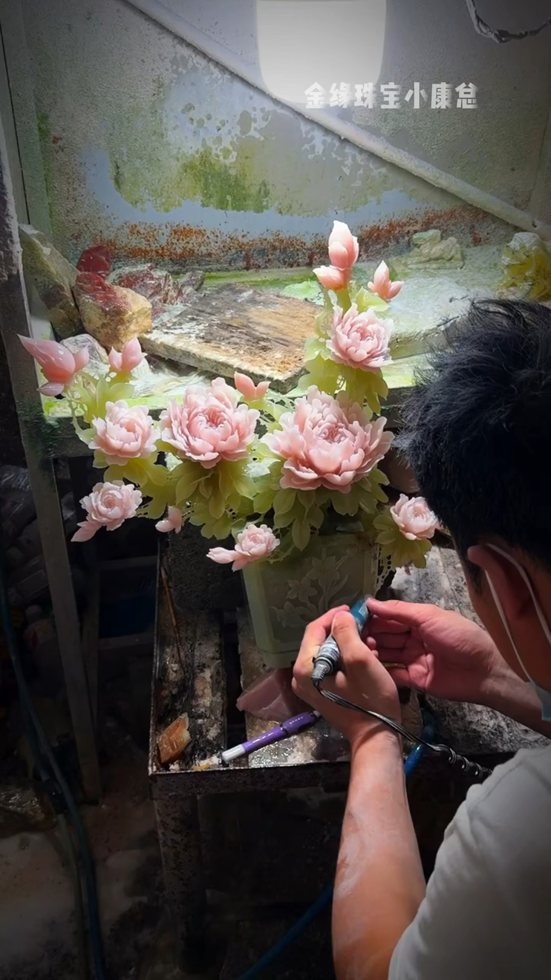 牡丹花寓意和象征主要包括富贵吉祥 荣华富贵 美好与幸福