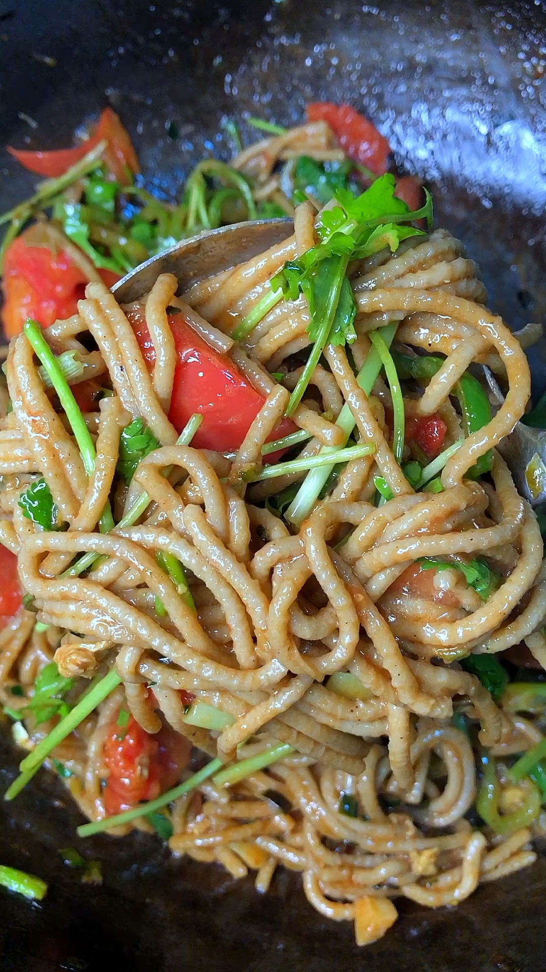 在家做炒莜面,喜欢的朋友做做吧