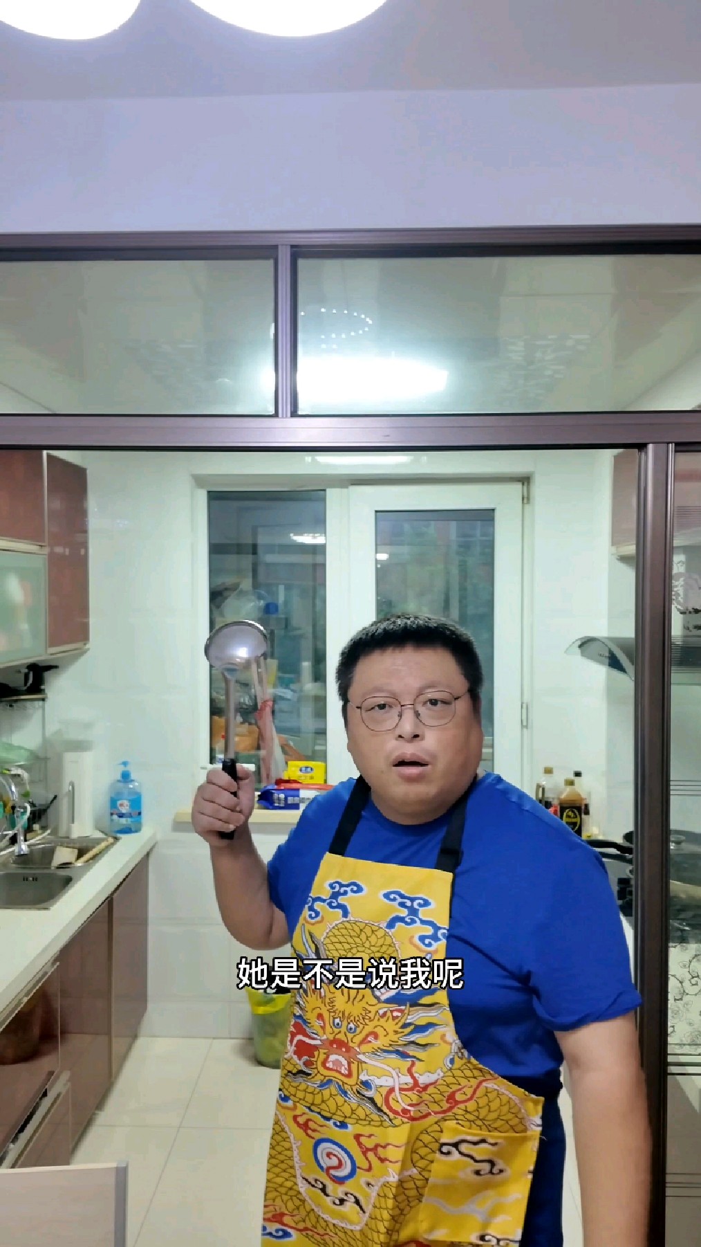 小丫头说的黄袍加身的人是不是我啊