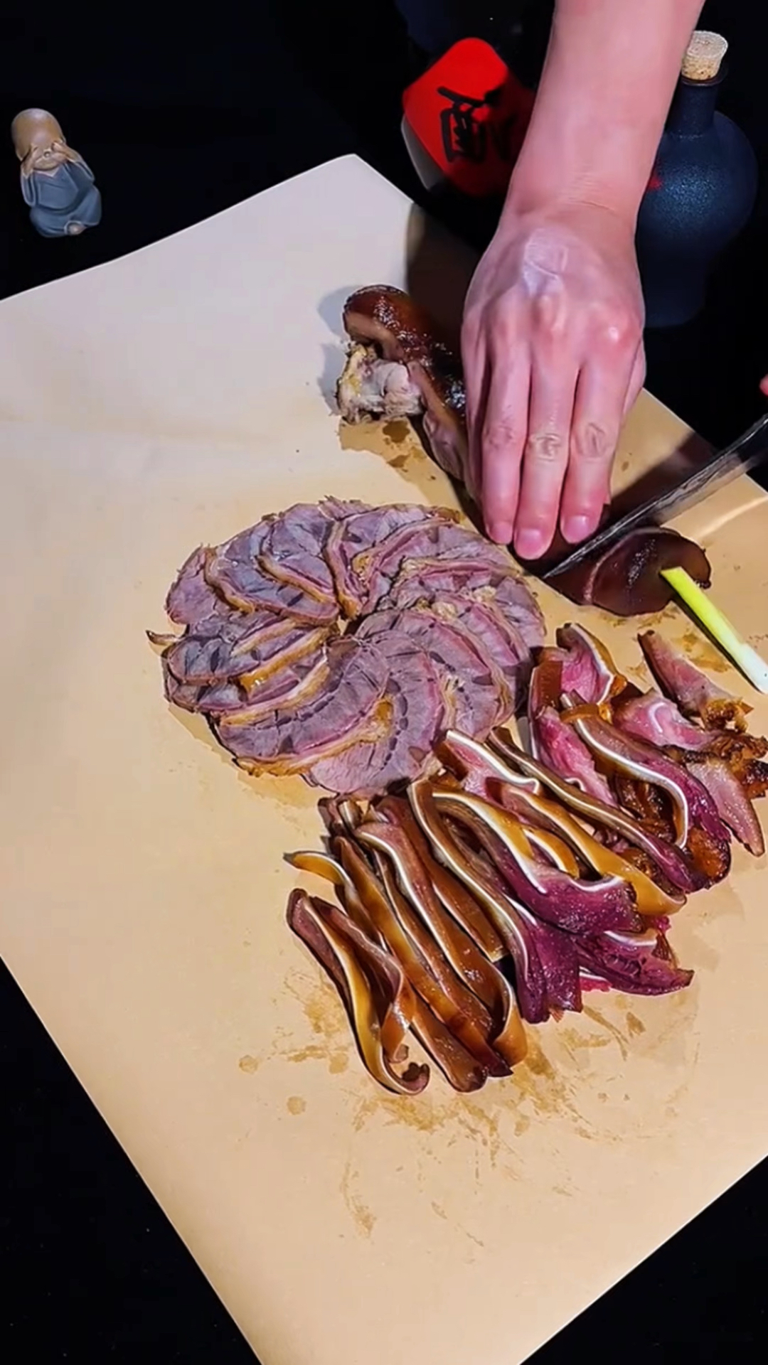 好吃美味的熟食拼盘