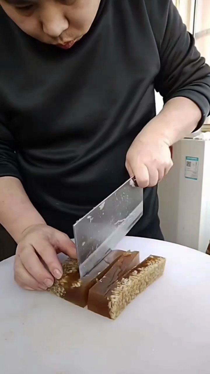 快速改刀肉皮冻的方法