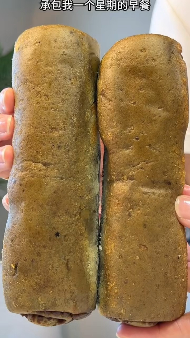 承包我一星期的早餐,椰蓉红豆五黑面包,一口下去谁懂这好吃程度