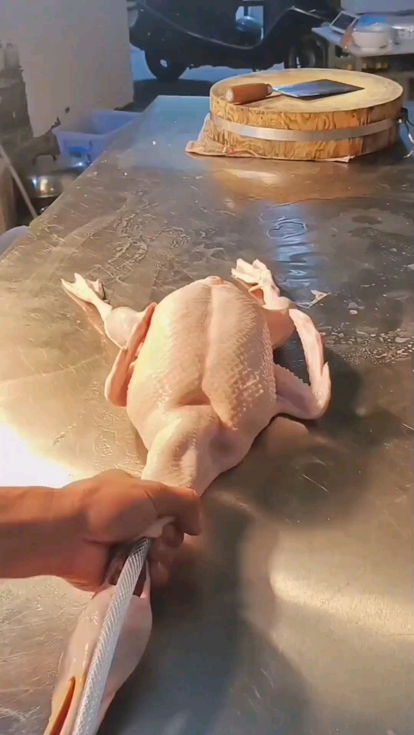 脆皮烧鸭!广式烧鸭