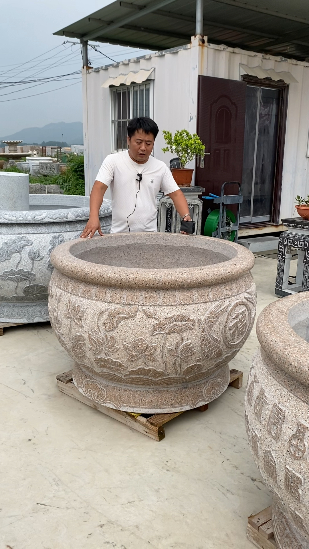 石雕鱼缸石头花盆石槽门海花岗岩荷花缸虾红福字