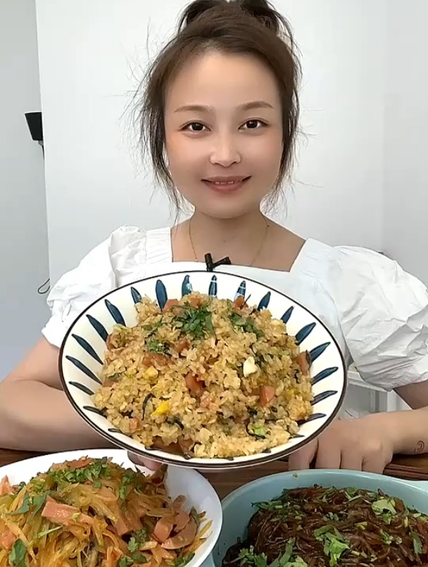 美食吃播:炒饭,土豆丝