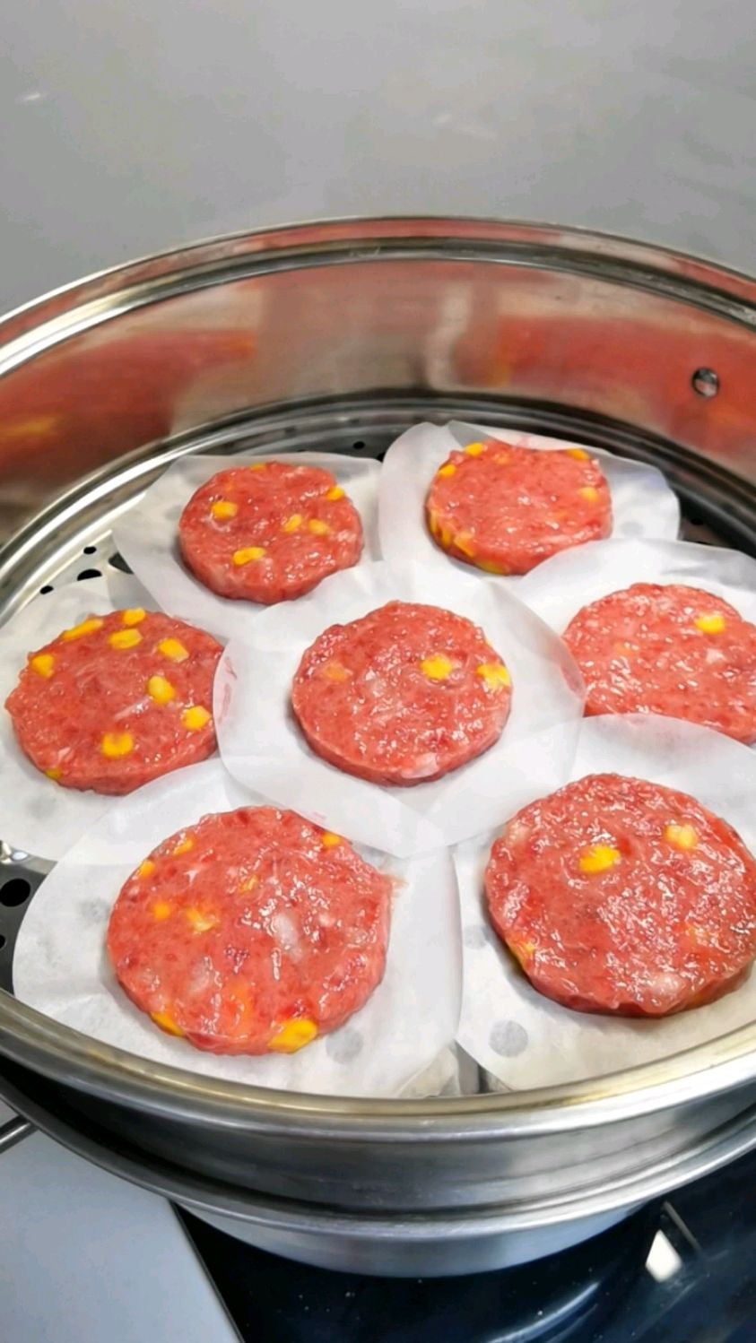 超级超级推荐的牛肉饼做法,软嫩鲜香又多汁,好吃到停不下来