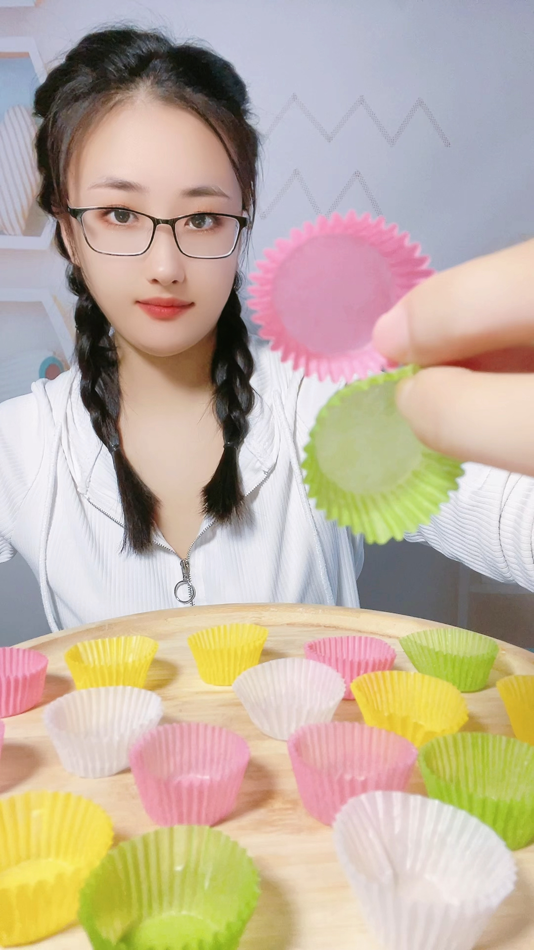 蛋糕托糯米纸,解压声控