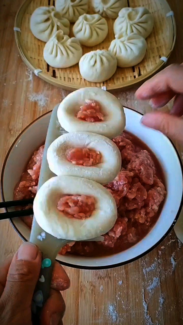 不会包包子的你就像我这样吧,一次就会了