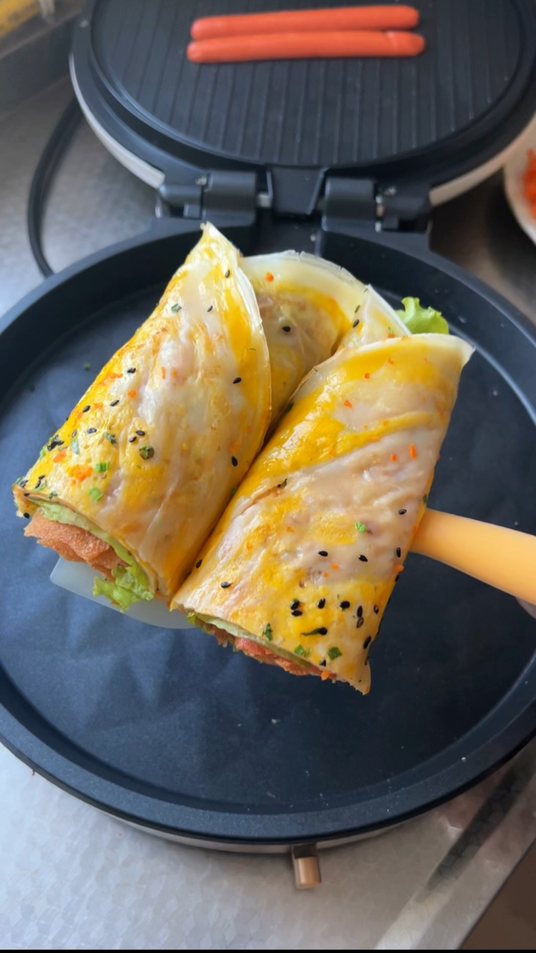 早餐别总是包子油条了,教你鸡蛋饼简单又好吃的做法,10分钟搞定