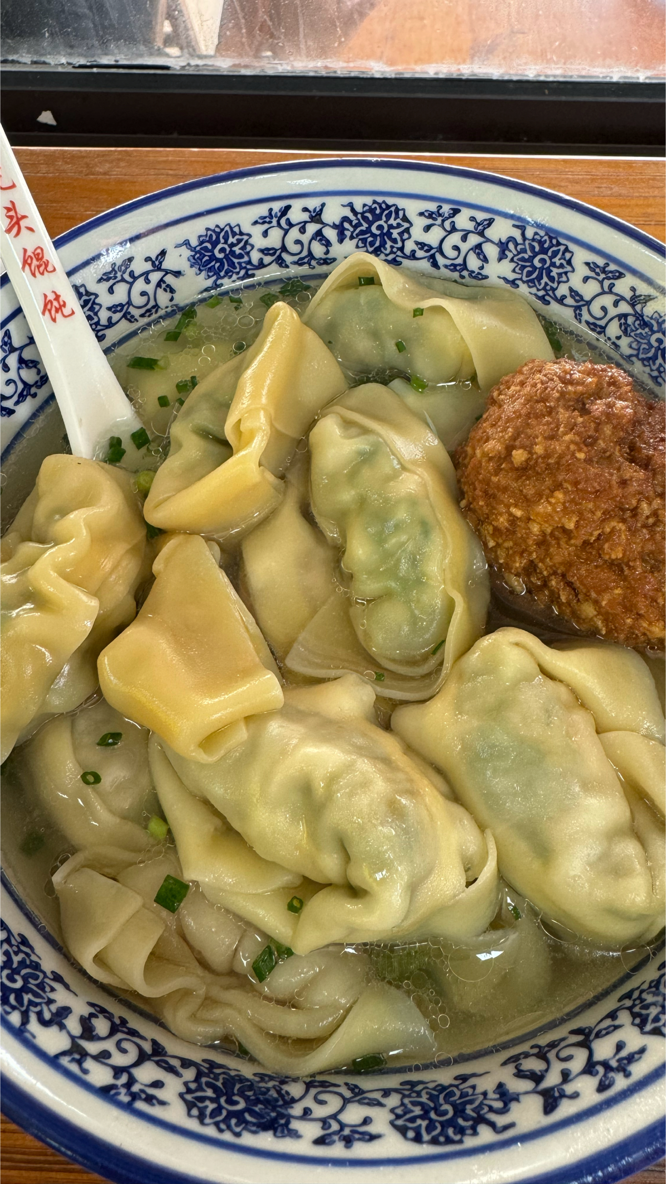 崇明馄饨天花板向化光头馄饨,馅料新鲜个头大,每一个都很实在!