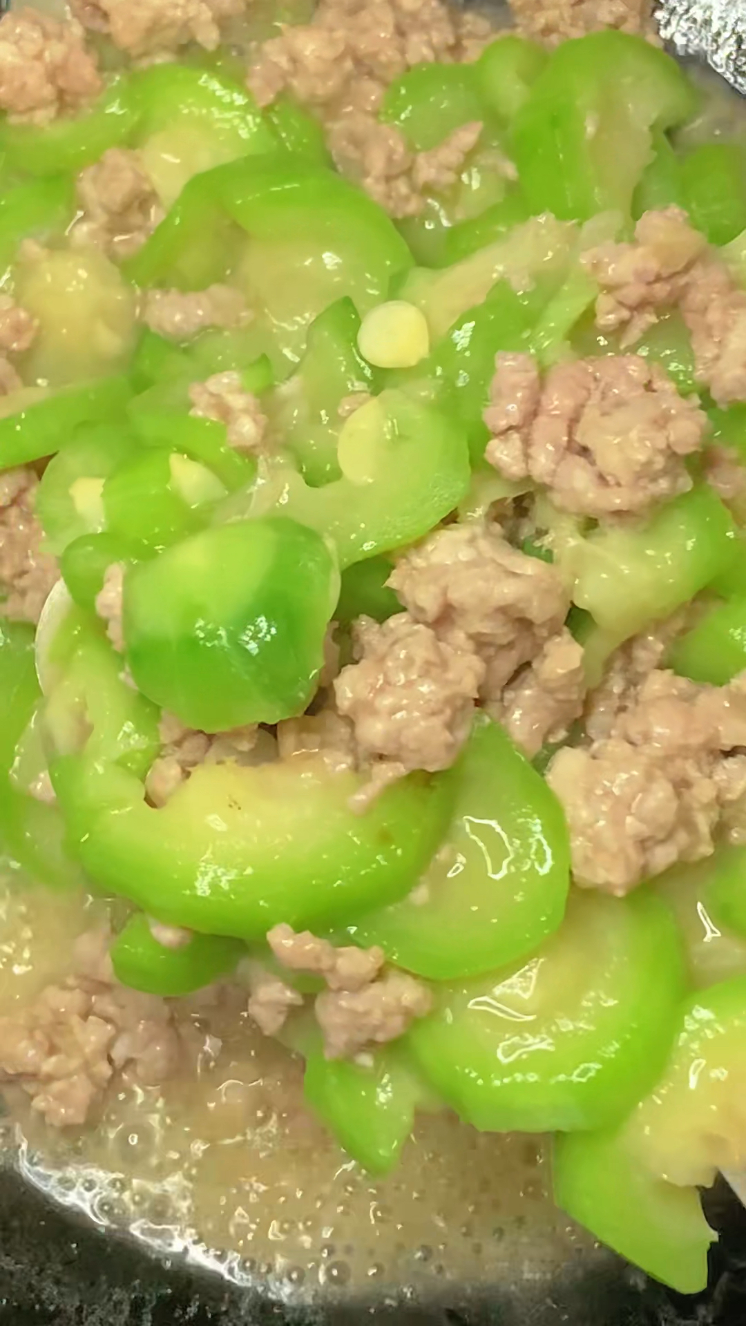 胃口不好,可以试一试这盘丝瓜炒肉末,真舒服!