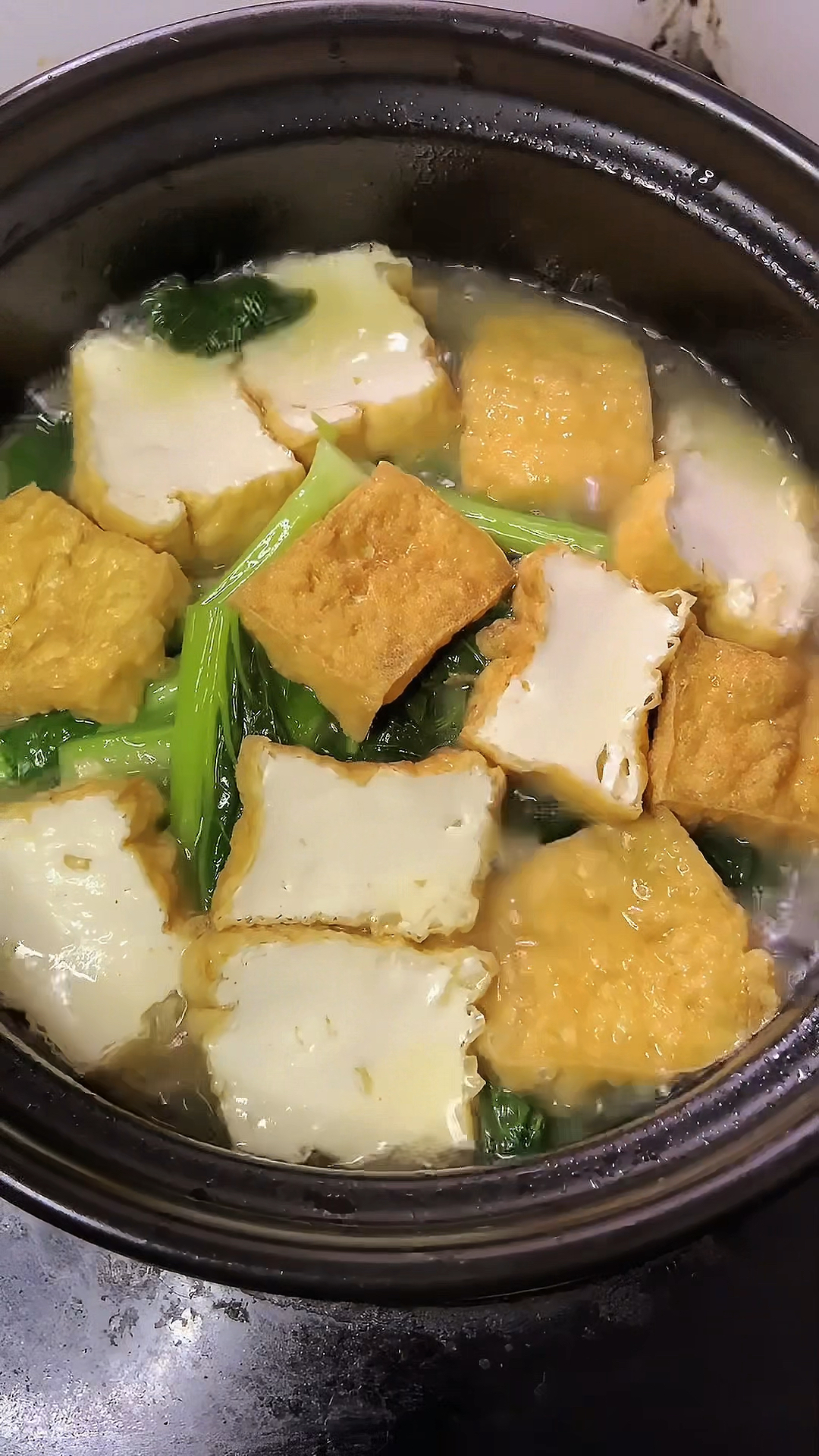 作为潮汕人,怎么能不知道有这春菜豆腐煲呢