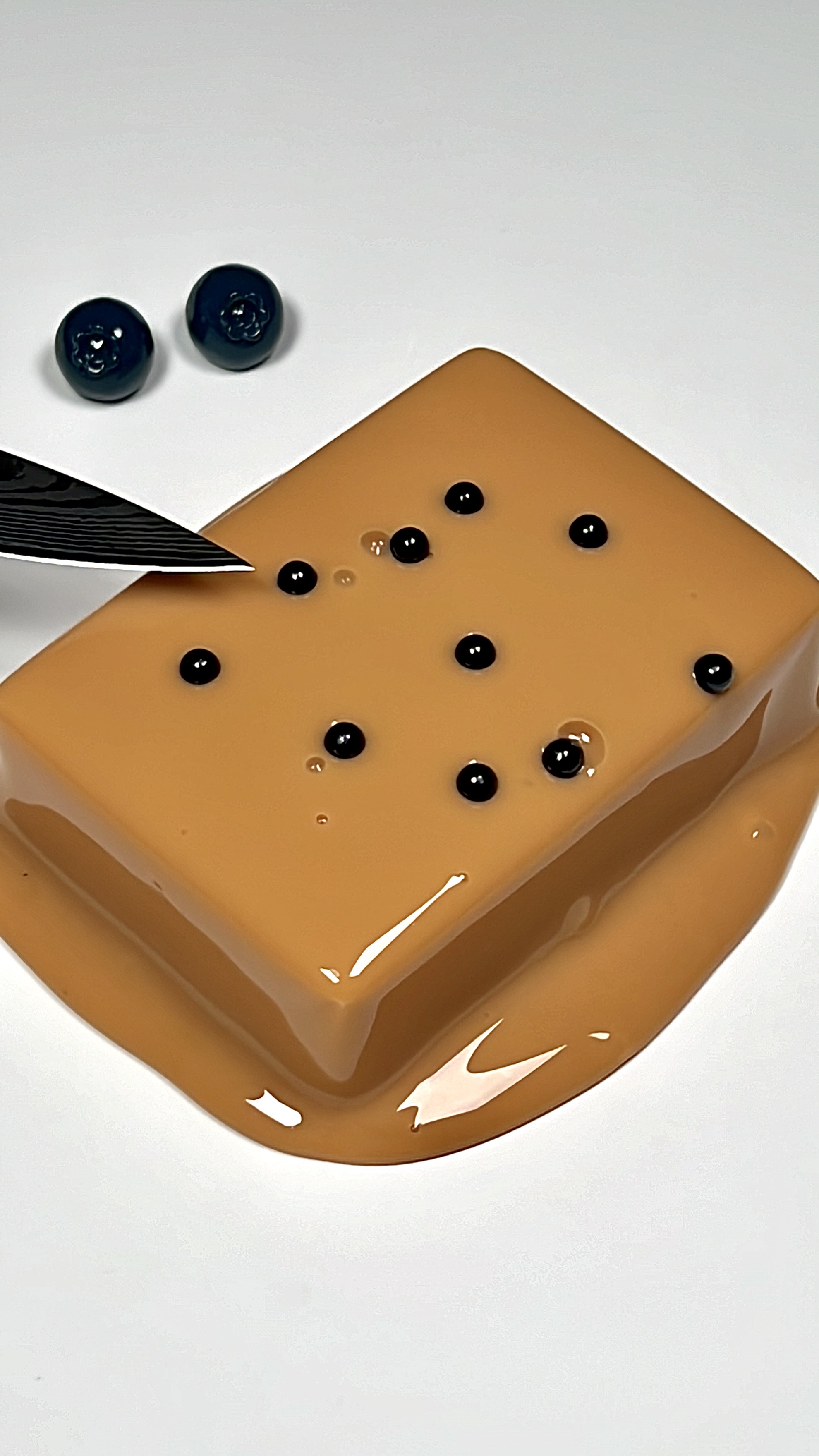 沉浸式切一块浓郁焦糖珍珠巧克力蛋糕