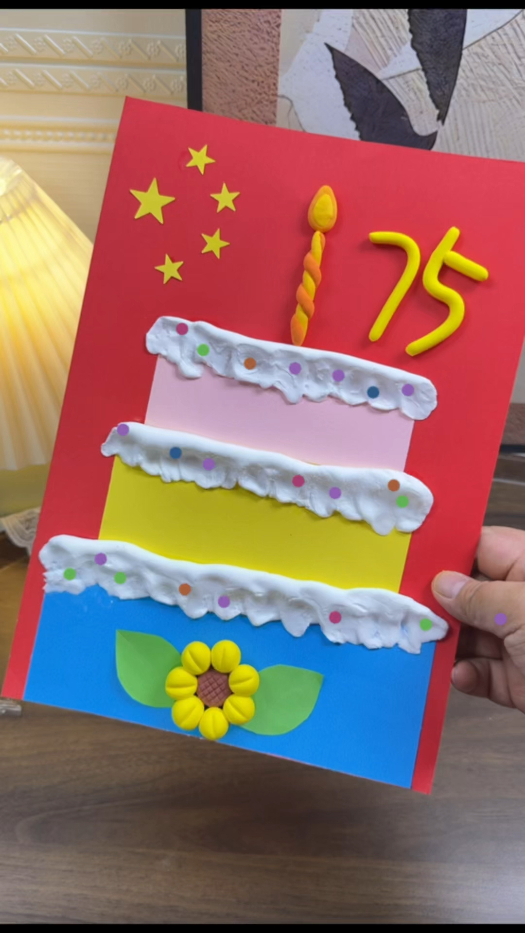 马上国庆节了,用超轻粘土做蛋糕给祖国妈妈送上一份生日祝福吧