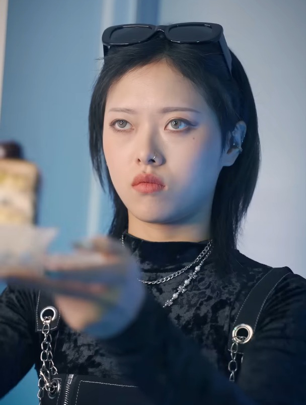 生日蛋糕没有蜡烛怎办?西格玛女孩有她的妙招