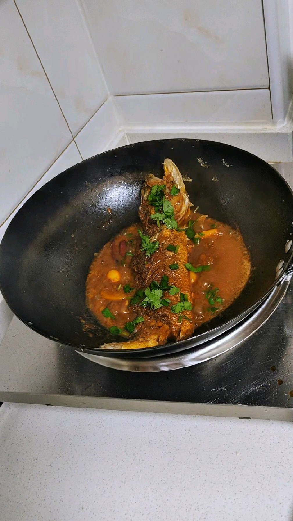 每隔两天都要做道酱烧大黄鱼,咸香入味,来点汤汁拌饭太香了!