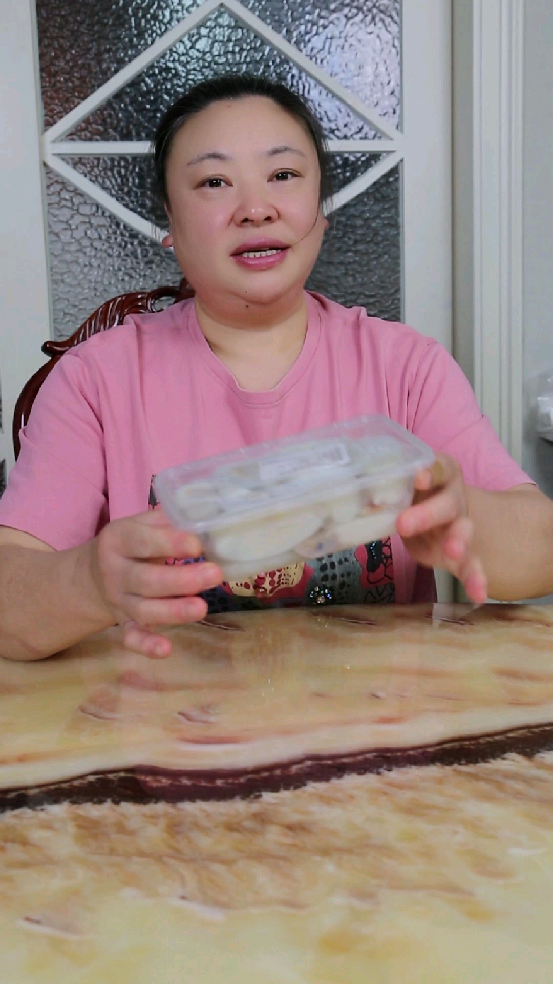 葱油墨鱼蛋新鲜墨鱼蛋做的葱油墨鱼蛋鲜香美味,原汁原味的鲜