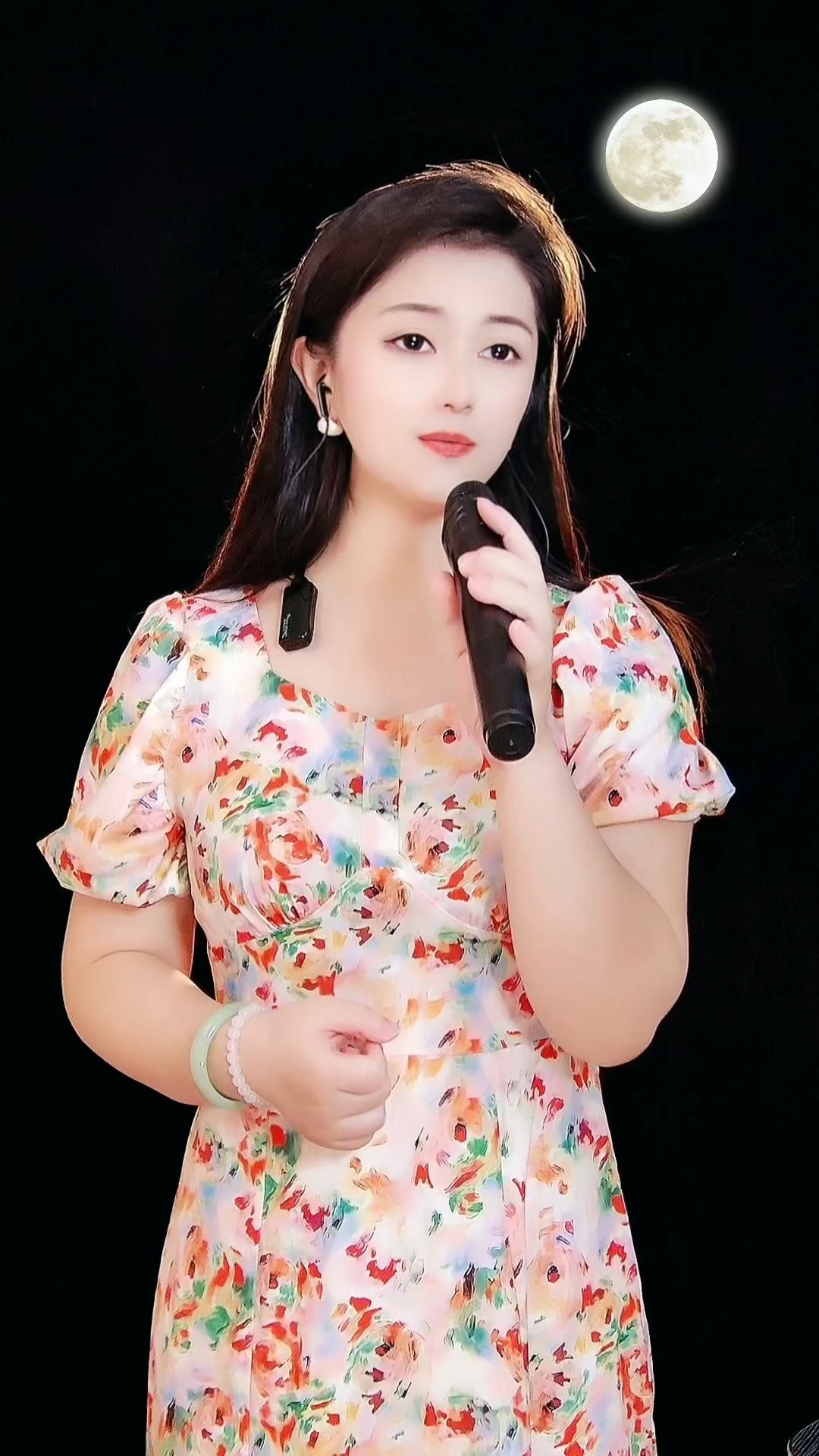 蛤蟆不知天鹅是只鸟