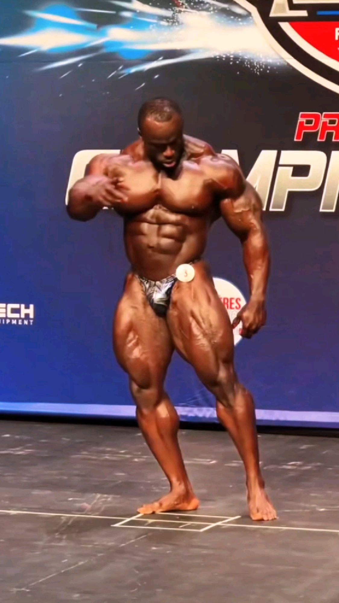 英国肌肉巨兽萨姆森