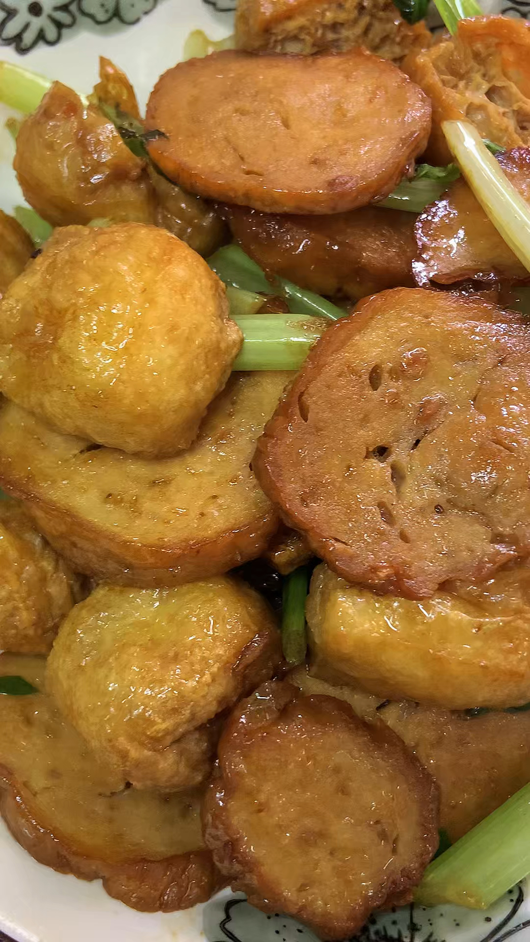 这个油豆腐炒猪肉卷太好吃了吧!绝了!