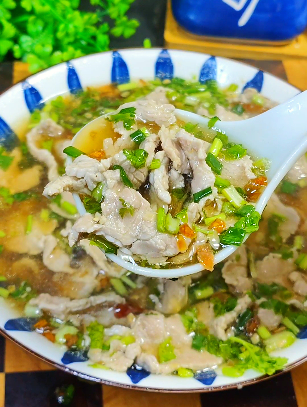 潮汕牛肉汤这样做太好喝了,简简单单,一边吃肉一边喝汤,太香了