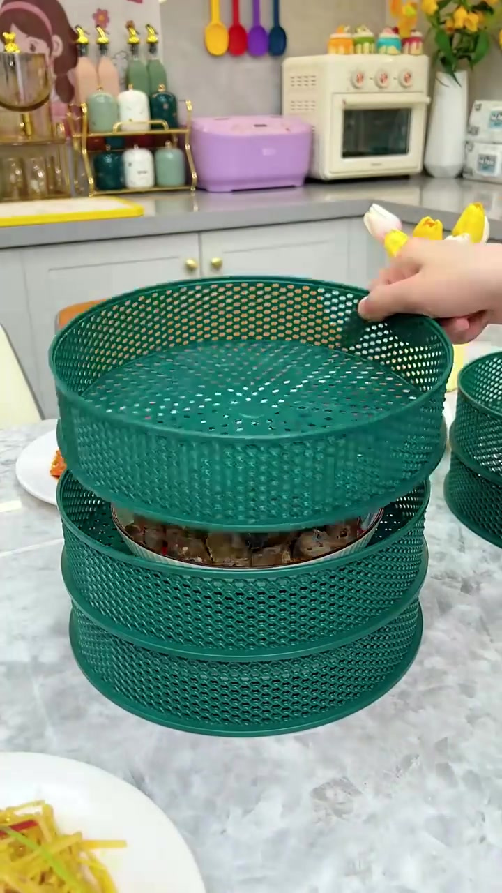 餐桌清理新方式,镂空菜罩让一切恢复原样
