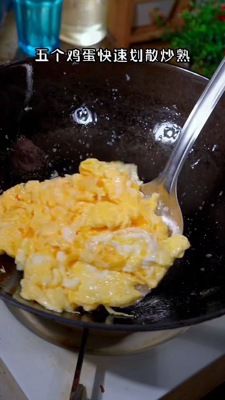 葱花炒鸡蛋太好吃了