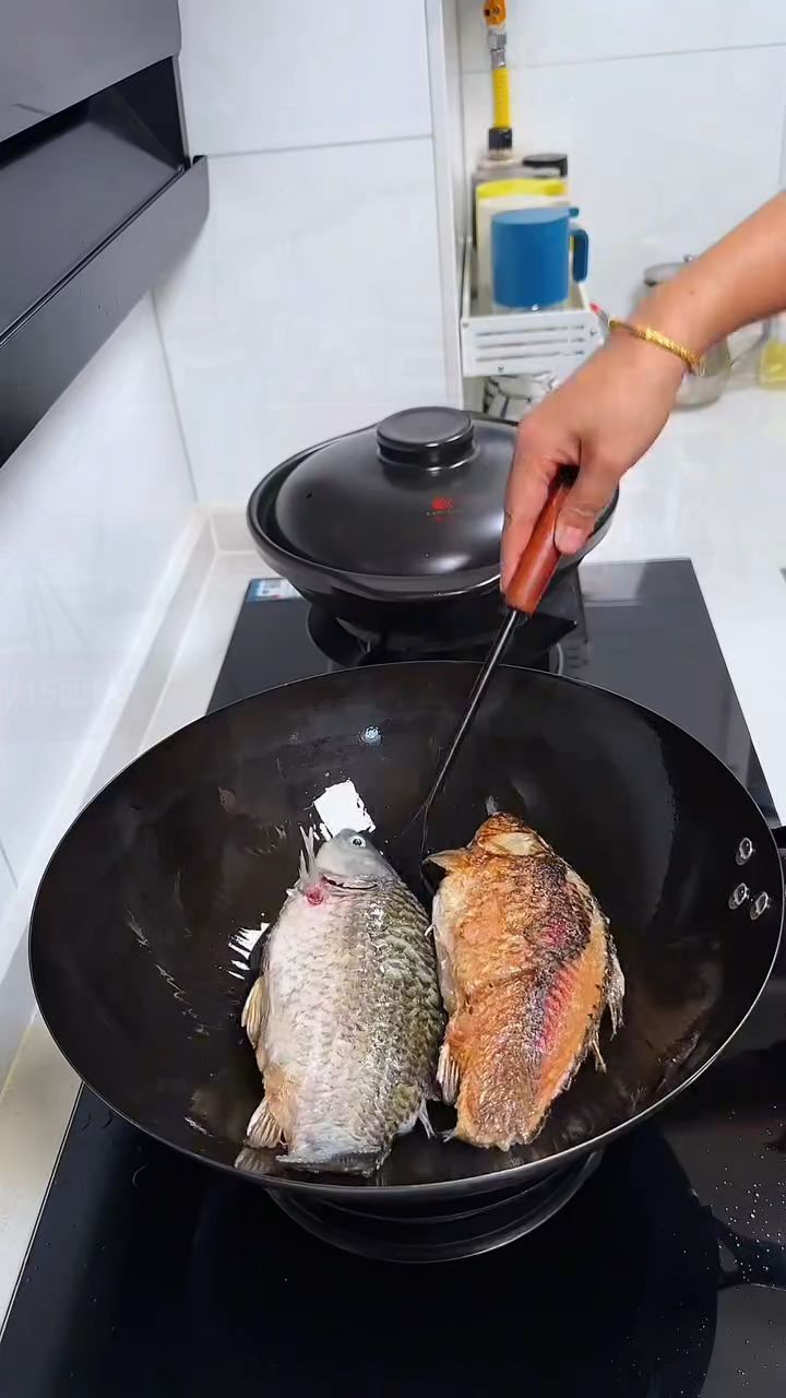 鲤鱼鸡蛋汤新做法