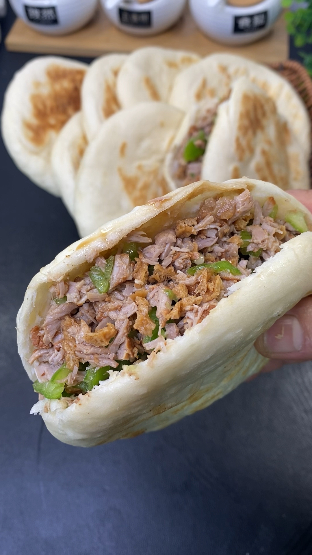 一星期吃八次,都不够的卤肉夹馍,做法特别简单