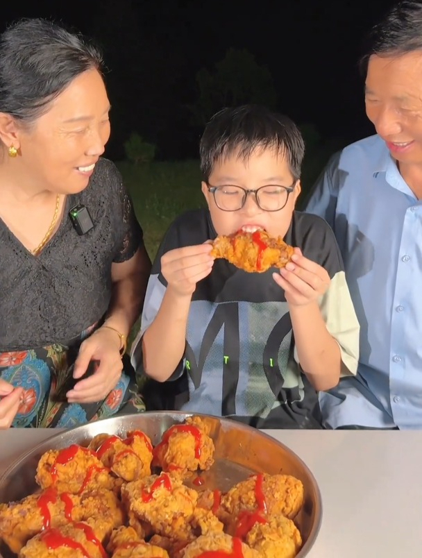 给开学的小外孙实现炸鸡腿自由,你也想来一份吗?
