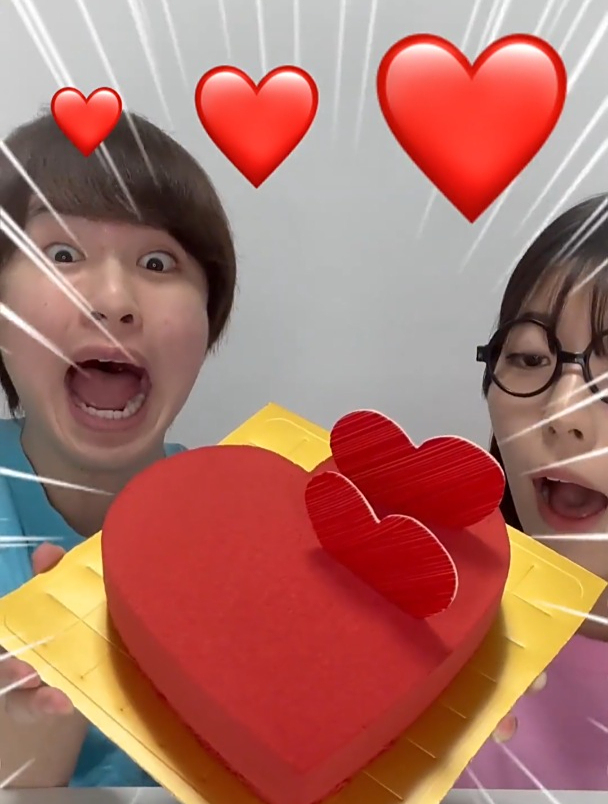 爱心与巧克力!超大的爱要一起分享