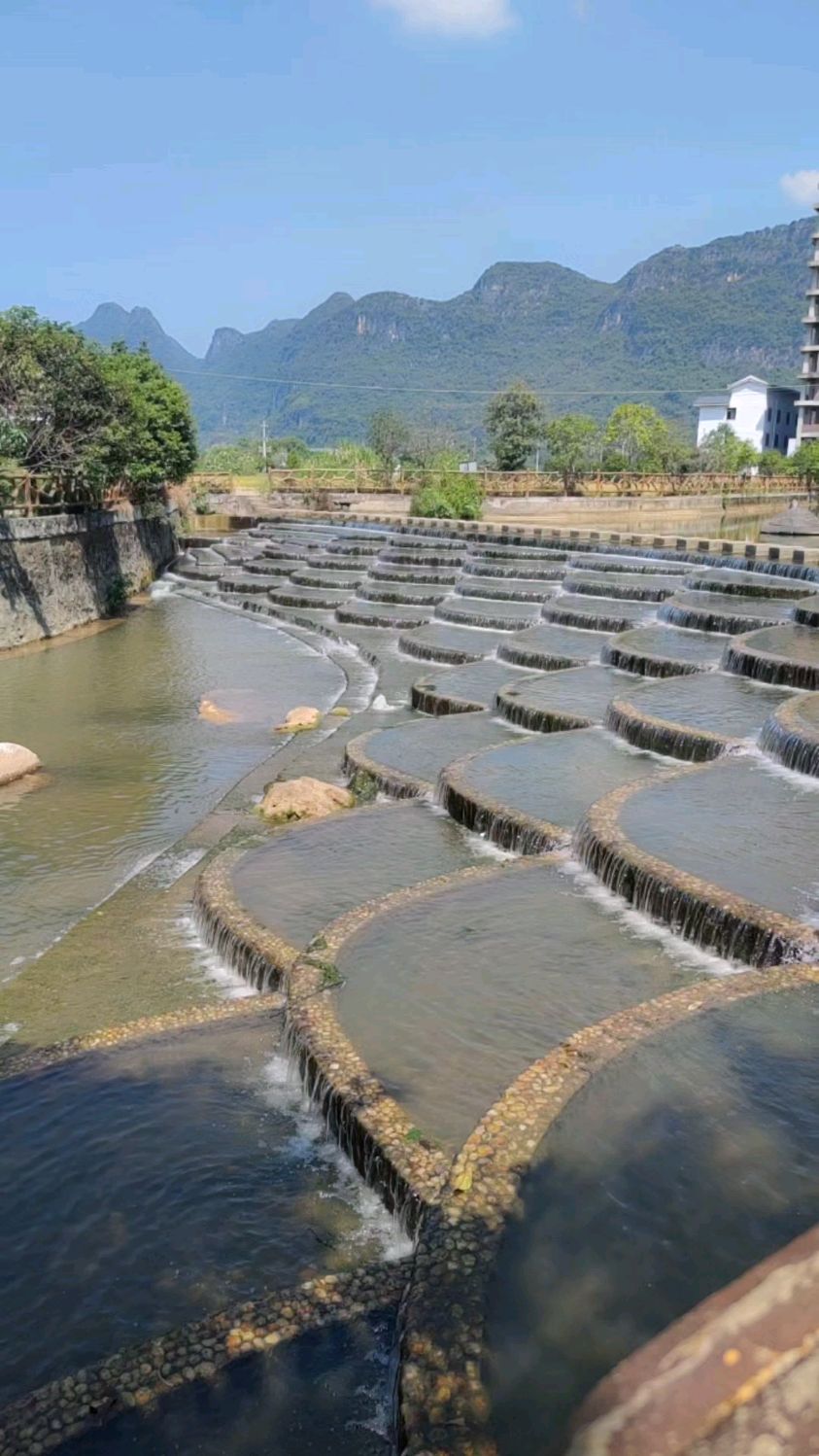 广西贺州黄姚古镇杨村鱼鳞坝免费景点
