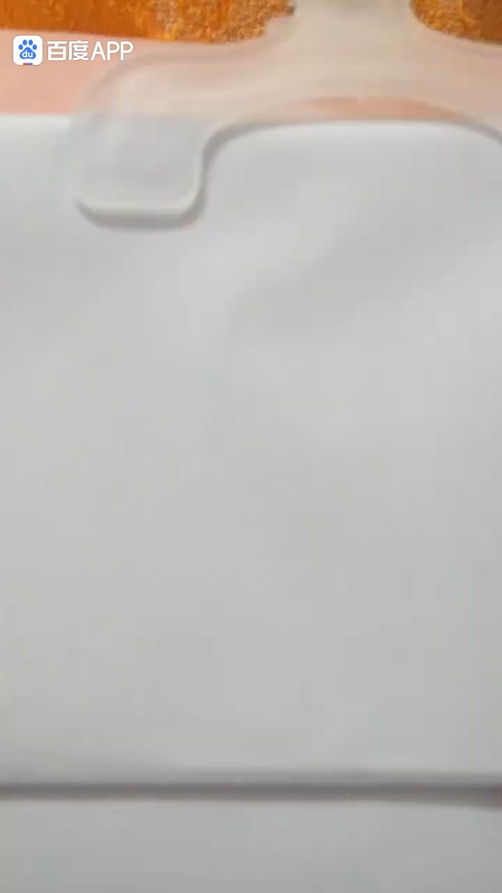 你好亲们,玲玲老师教画画了,感谢来到我的频道三角鱼的画法教程1