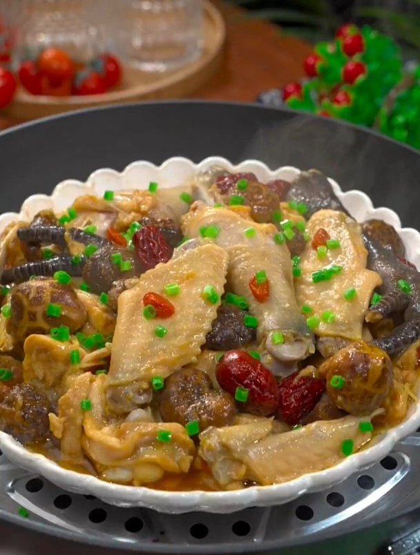 想吃香菇滑鸡不要去外面吃了,像我这样在家做比外面买的还好吃