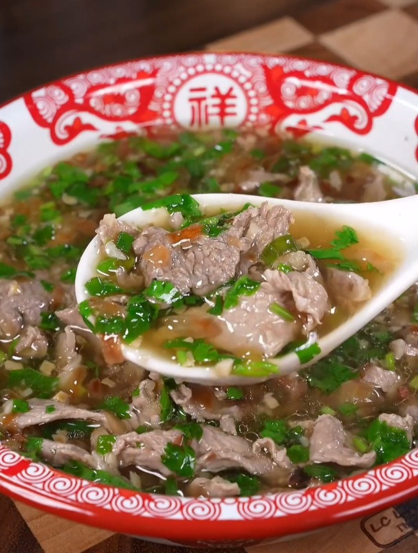 在家只要会烧开水,你就能做出潮汕的潮汕牛肉汤,鲜美好喝
