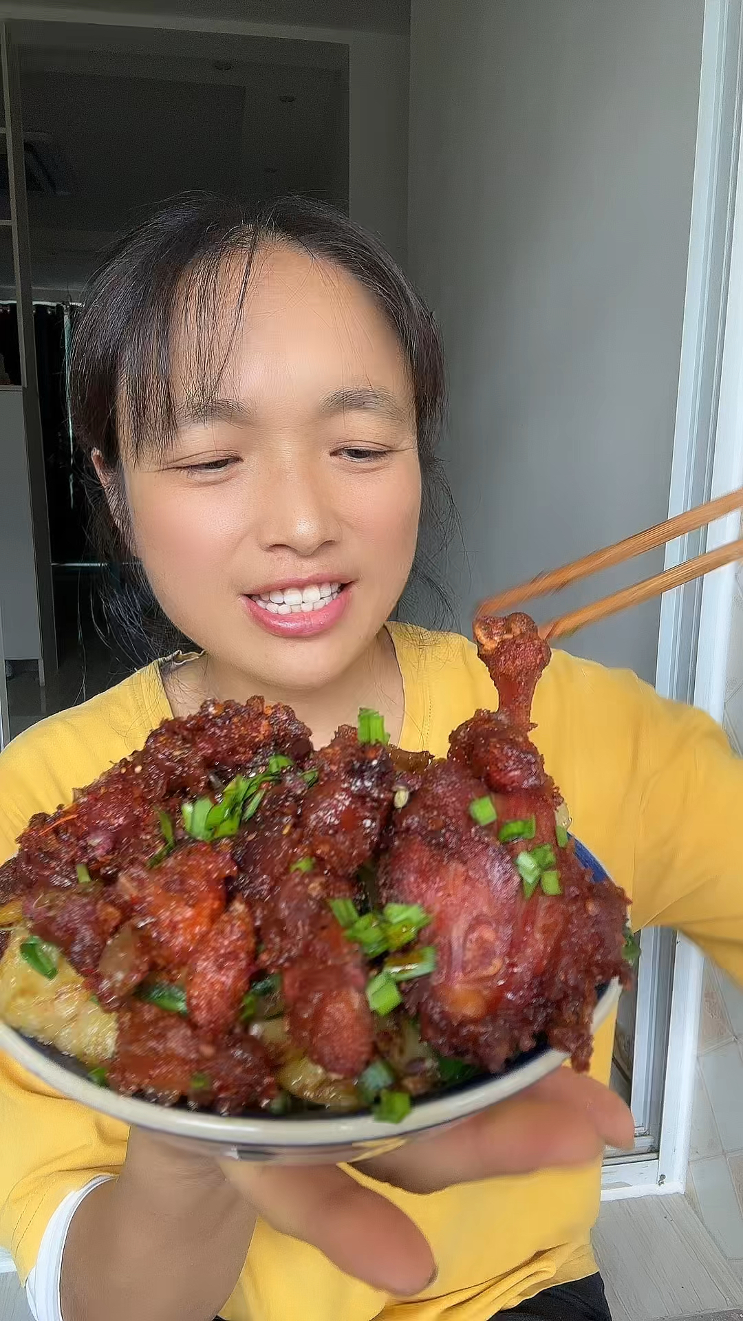 农村饭菜,牛炸鸭腿