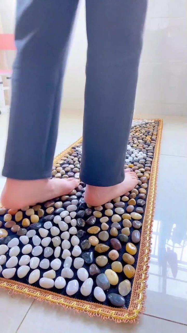 义乌奇才设计的“鹅卵石按摩垫”,走按结合,睡眠更舒适