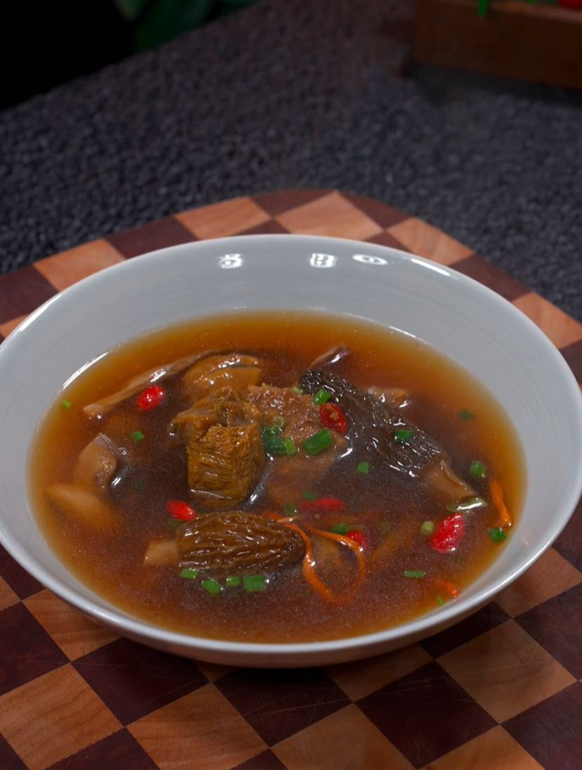 牛肉菌菇汤的家常详细做法