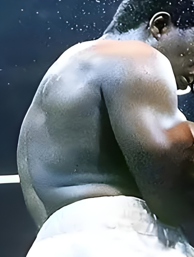 硬汉对决,拳肉盛宴