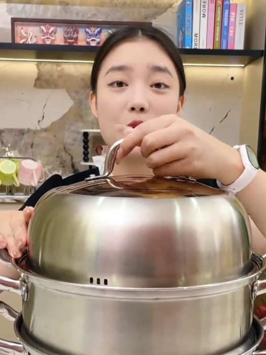 「时尚设计」不锈钢蒸锅,简约美学,厨房新宠!