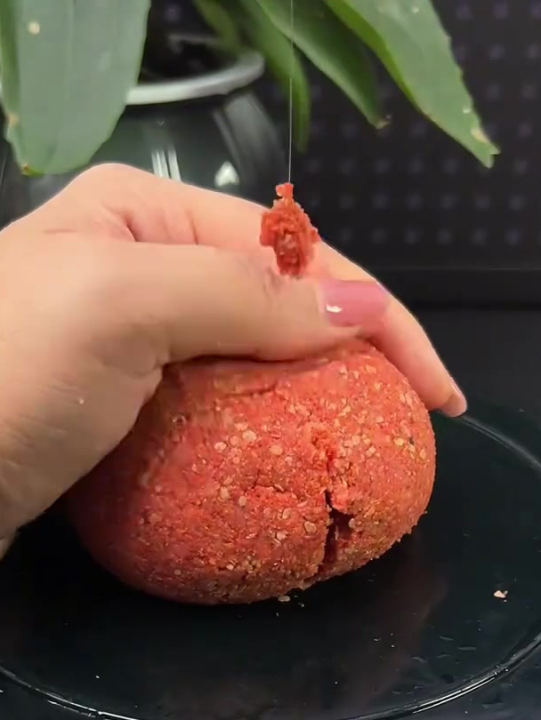 秋冬钓鲫鱼,就用疯钓鲫,专攻秋冬鱼儿不开口!