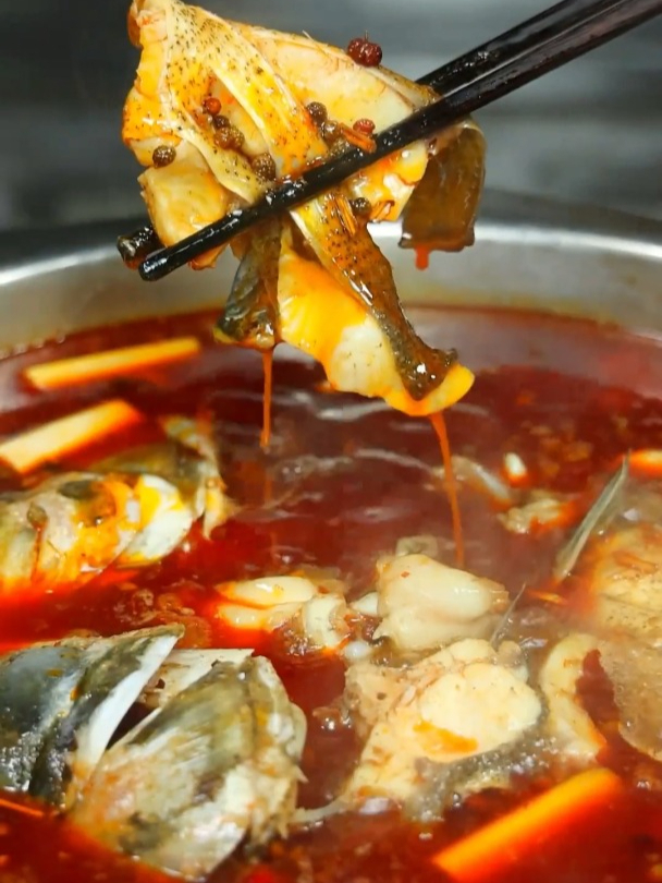 美蛙鱼火锅到处是店,想要吃到店里的味道其实在家就可以轻松操作