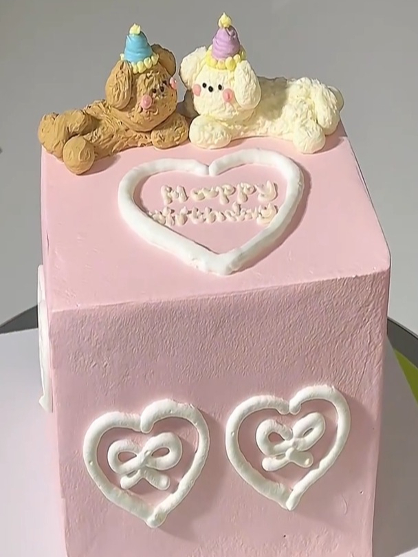 沉浸式制作情侣纪念日蛋糕