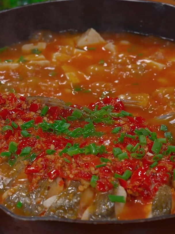 鳊鱼你就像我这样做,肉嫩味美,汤汁还可以拌饭拌面