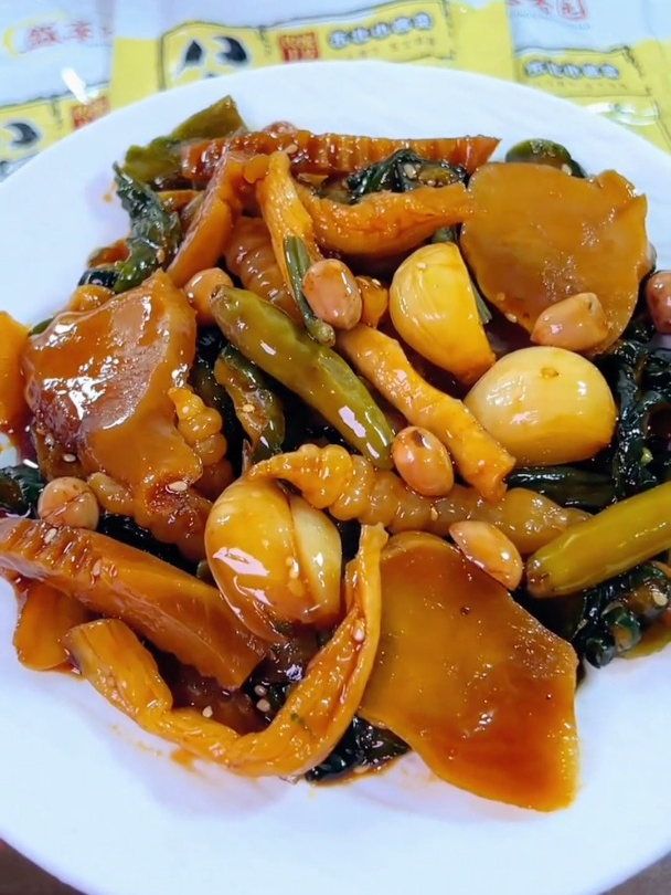 沈阳美食下饭菜八宝酱菜,八种新鲜食材做的