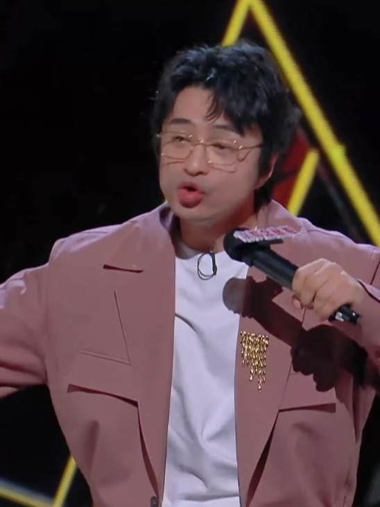 刘旸吐槽肌肉男身体缺陷,句句诛心太真实,观众笑不停丨喜剧之王